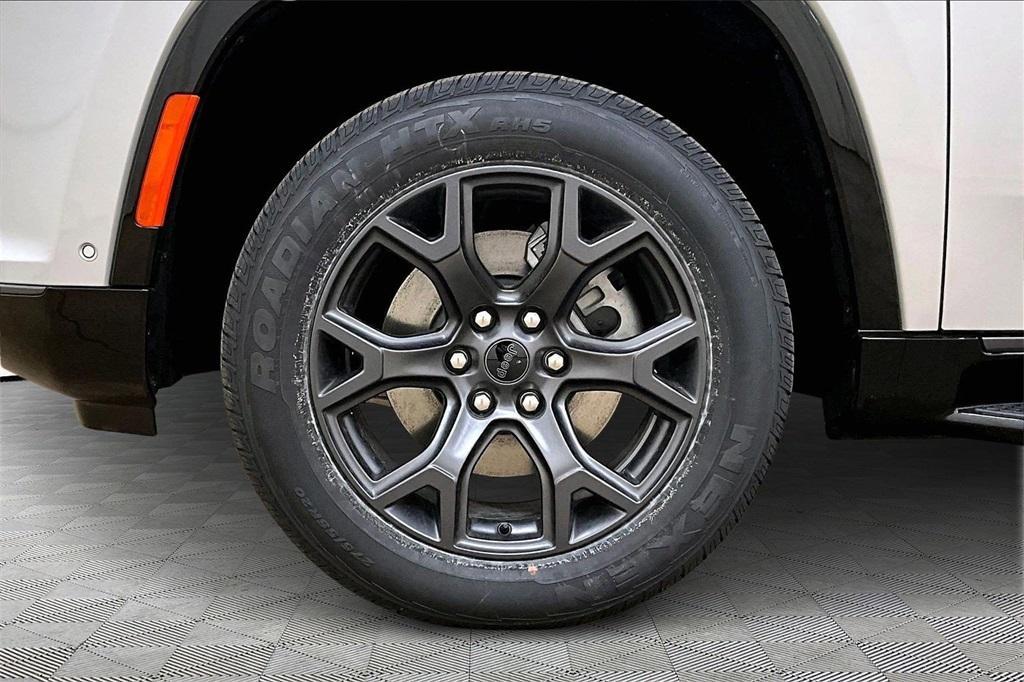 new 2026 Jeep Grand Wagoneer car, priced at $74,655