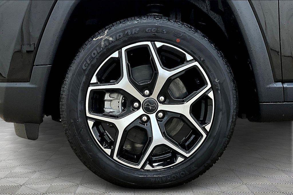 new 2026 Jeep Compass car, priced at $31,883