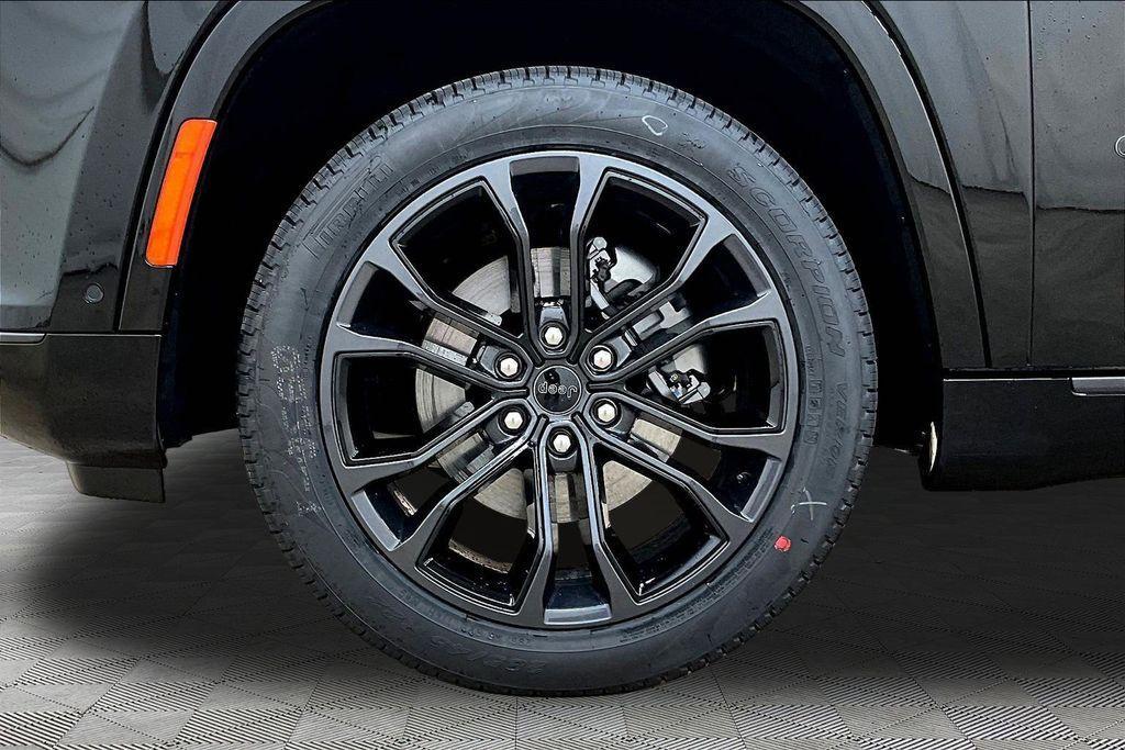 new 2026 Jeep Grand Wagoneer car, priced at $96,480