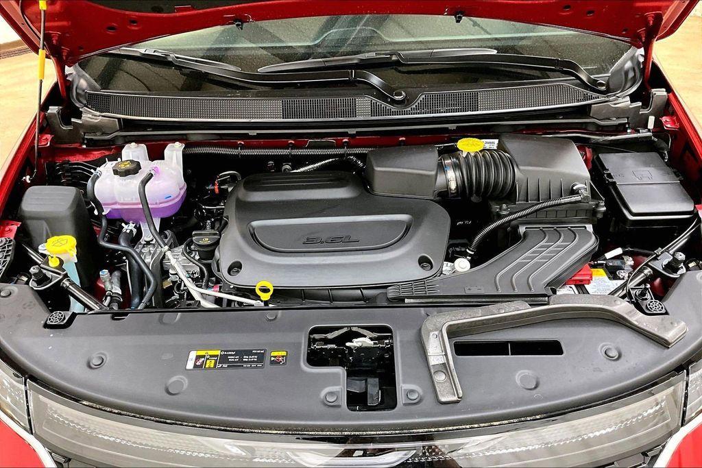 new 2027 Chrysler Pacifica car, priced at $47,352
