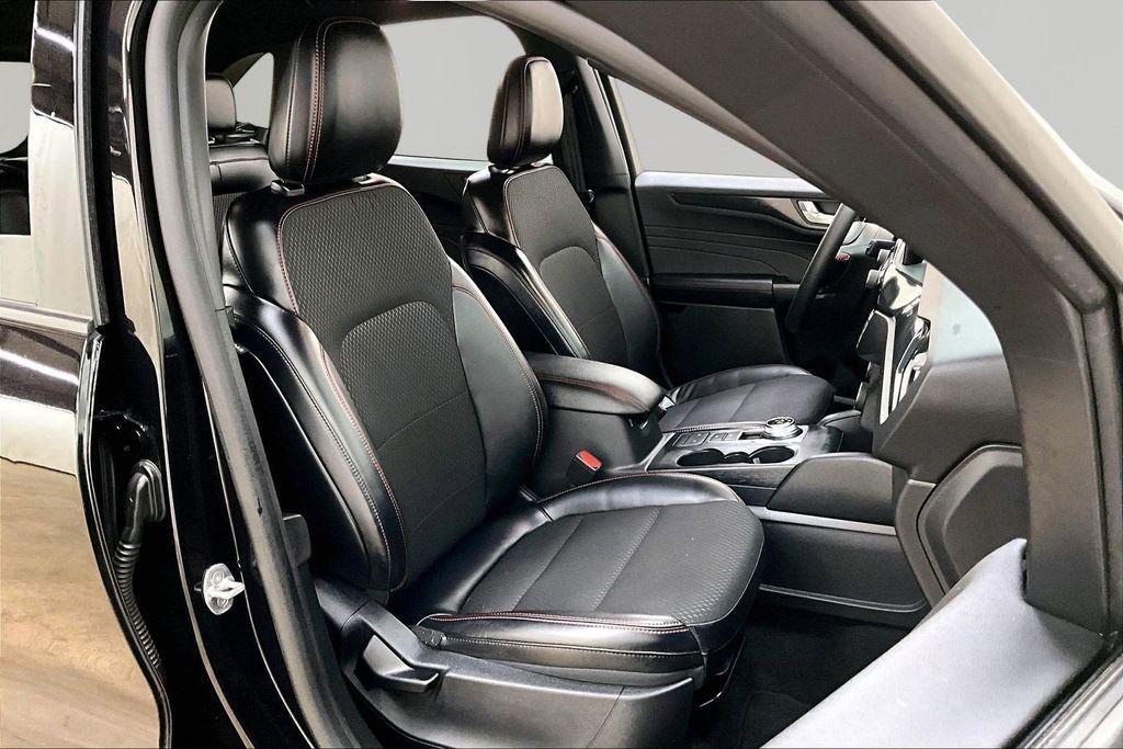 used 2026 Ford Escape car, priced at $31,277