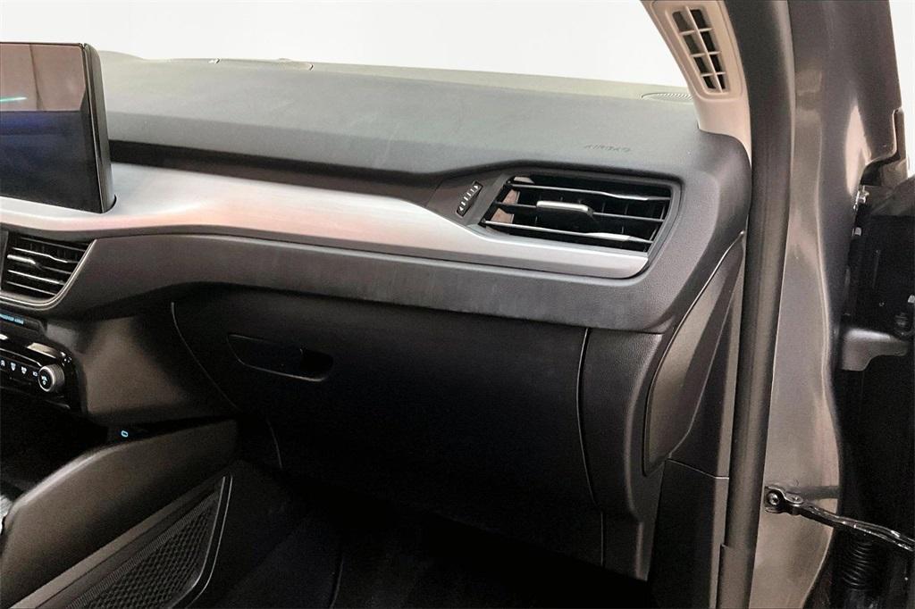 used 2023 Ford Escape car, priced at $26,900