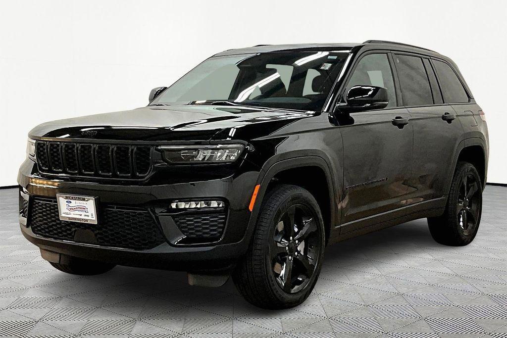 new 2025 Jeep Grand Cherokee car, priced at $46,591