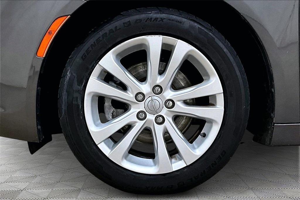 used 2016 Chrysler 200 car, priced at $8,290