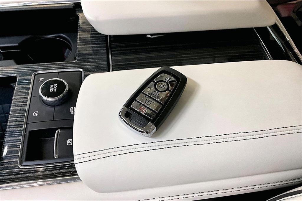 used 2024 Lincoln Navigator car, priced at $76,900