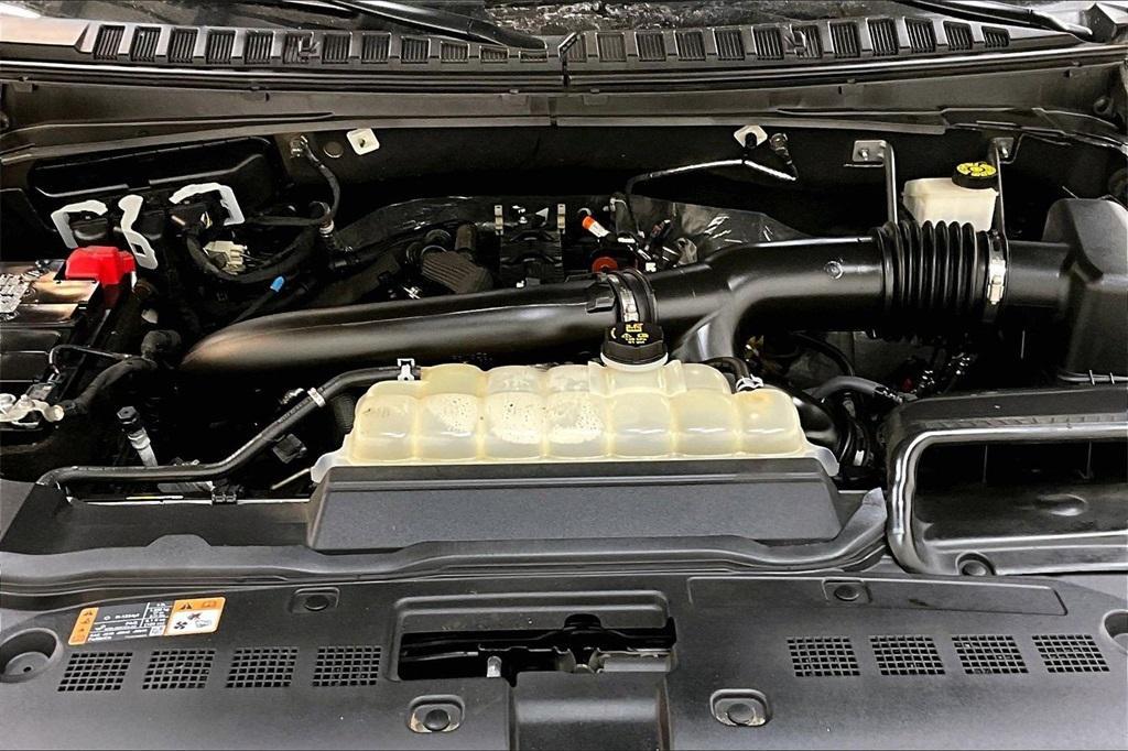 used 2024 Lincoln Navigator car, priced at $76,900