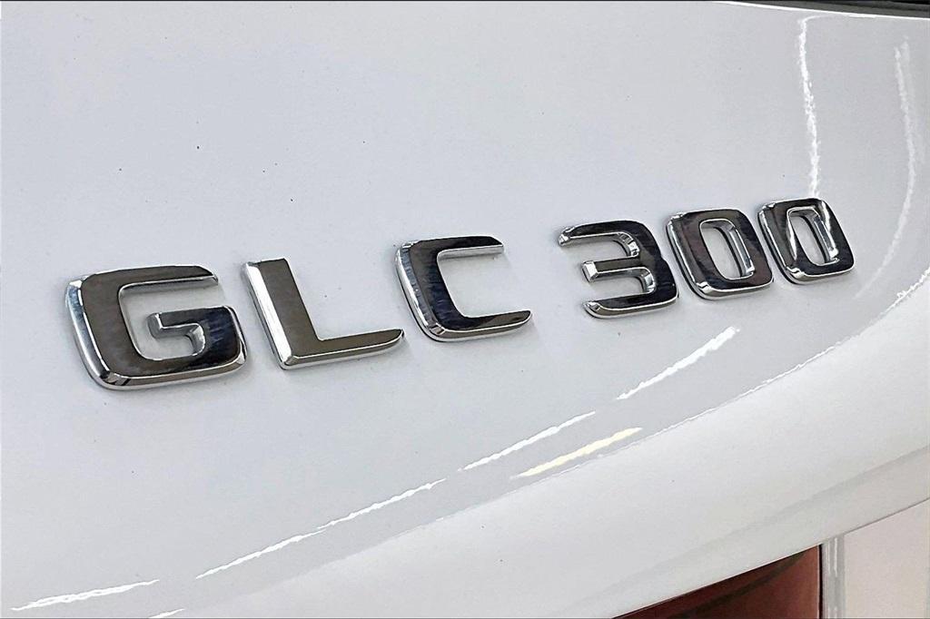 used 2020 Mercedes-Benz GLC 300 car, priced at $19,900