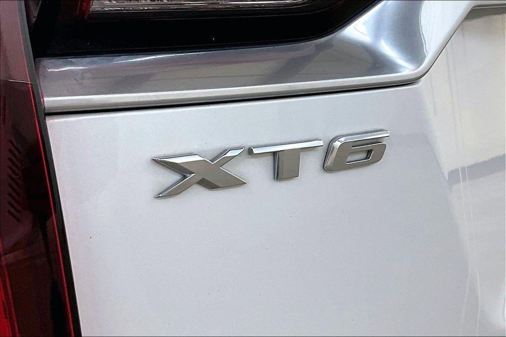 used 2020 Cadillac XT6 car, priced at $24,900