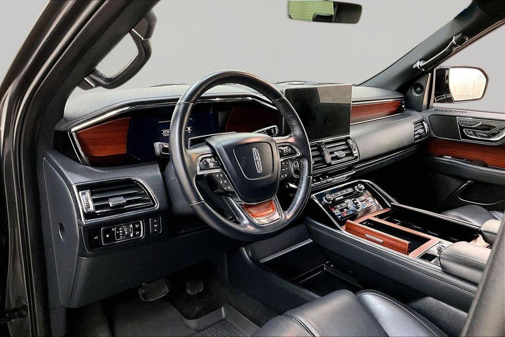 used 2024 Lincoln Navigator car, priced at $69,277