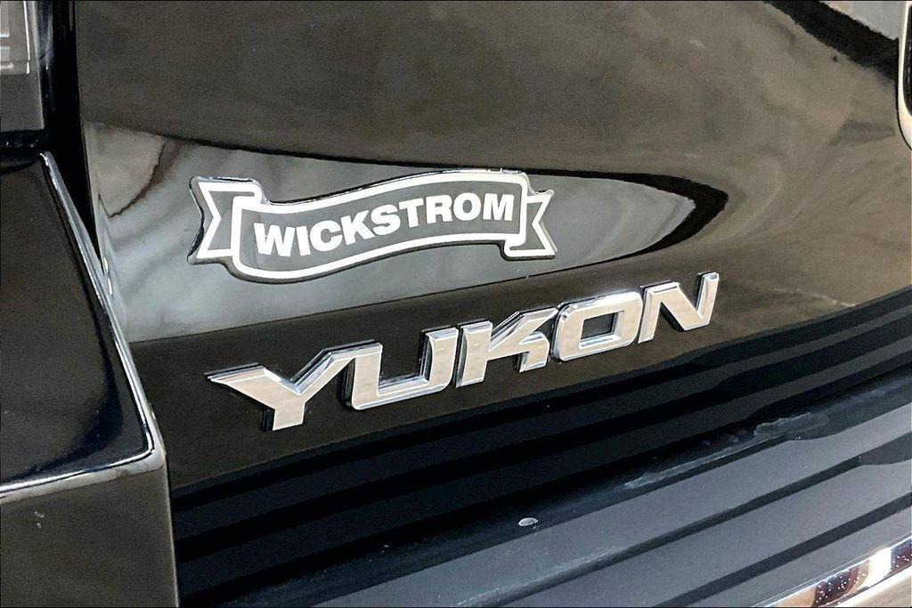 used 2015 GMC Yukon car, priced at $23,900