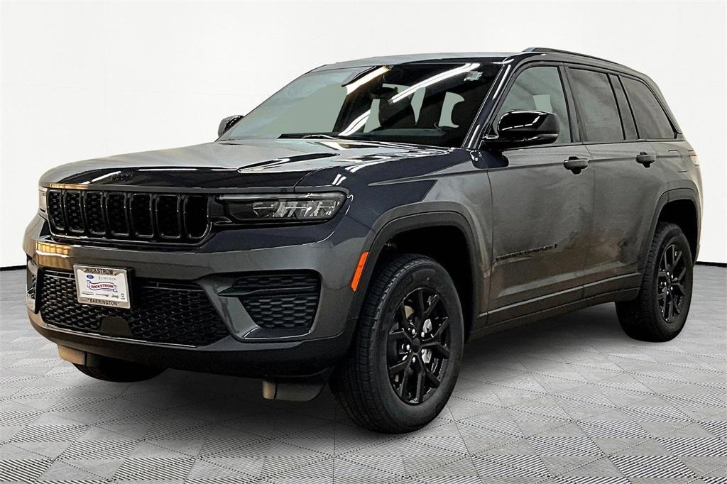 new 2025 Jeep Grand Cherokee car, priced at $41,216