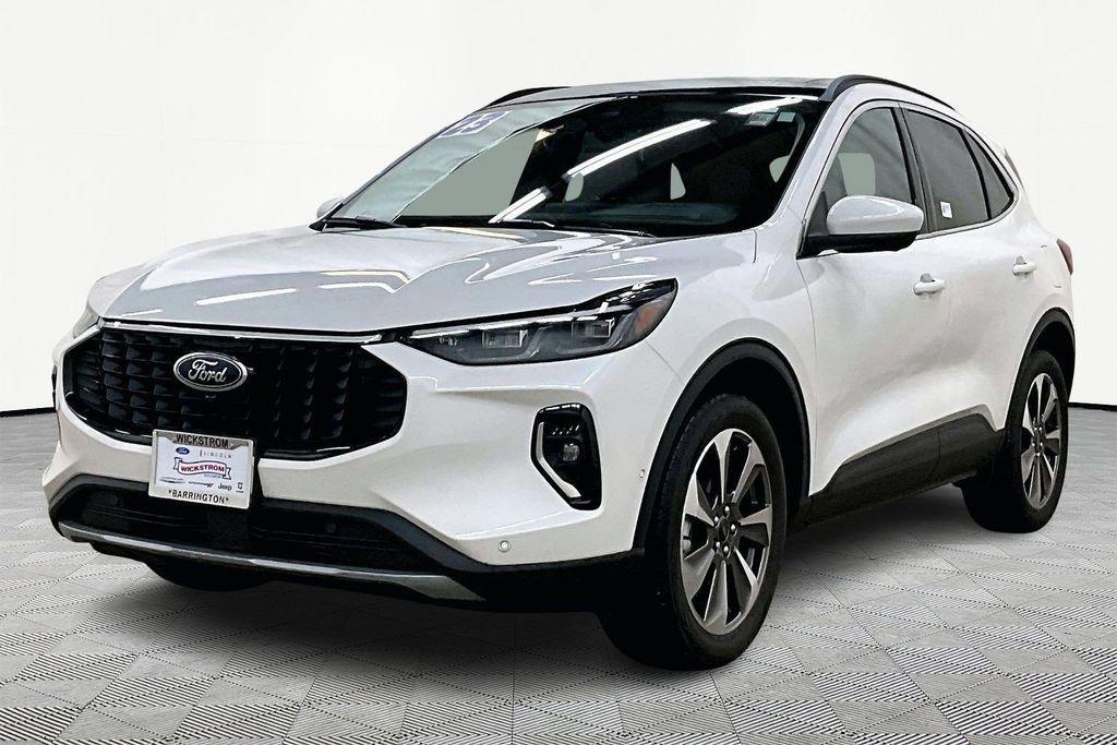 used 2023 Ford Escape car, priced at $29,900