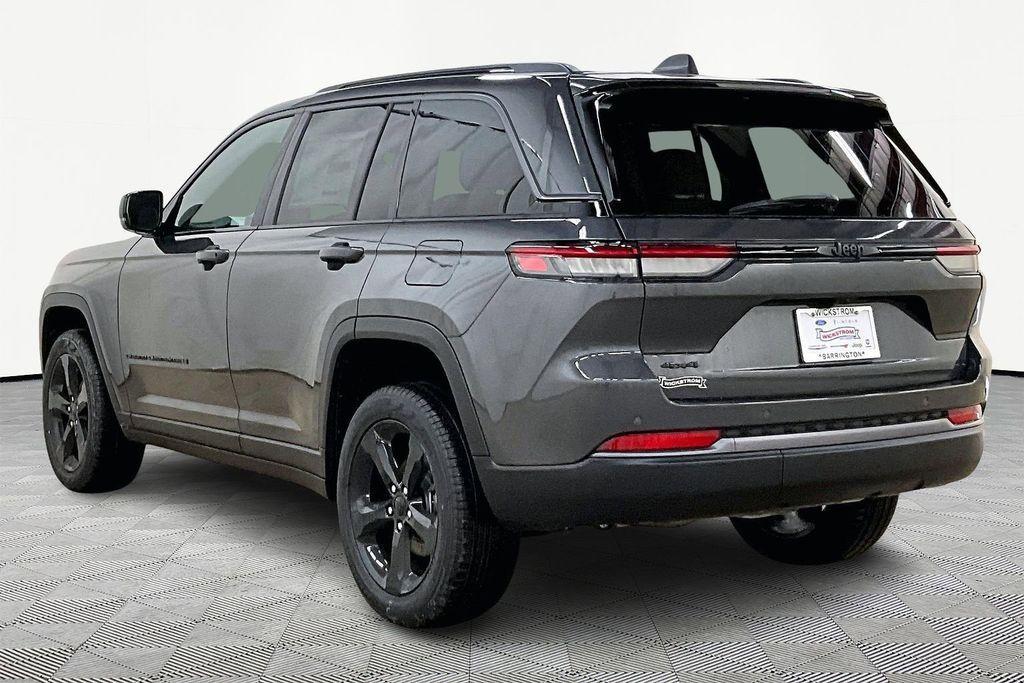 new 2026 Jeep Grand Cherokee car, priced at $44,525
