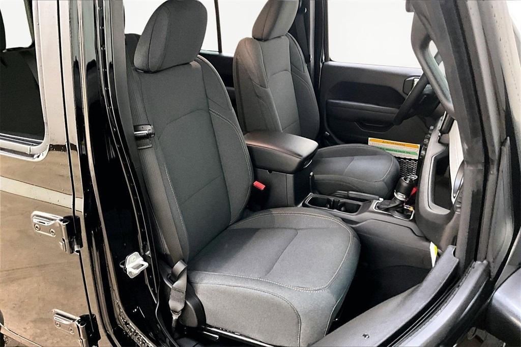 new 2026 Jeep Wrangler car, priced at $52,005