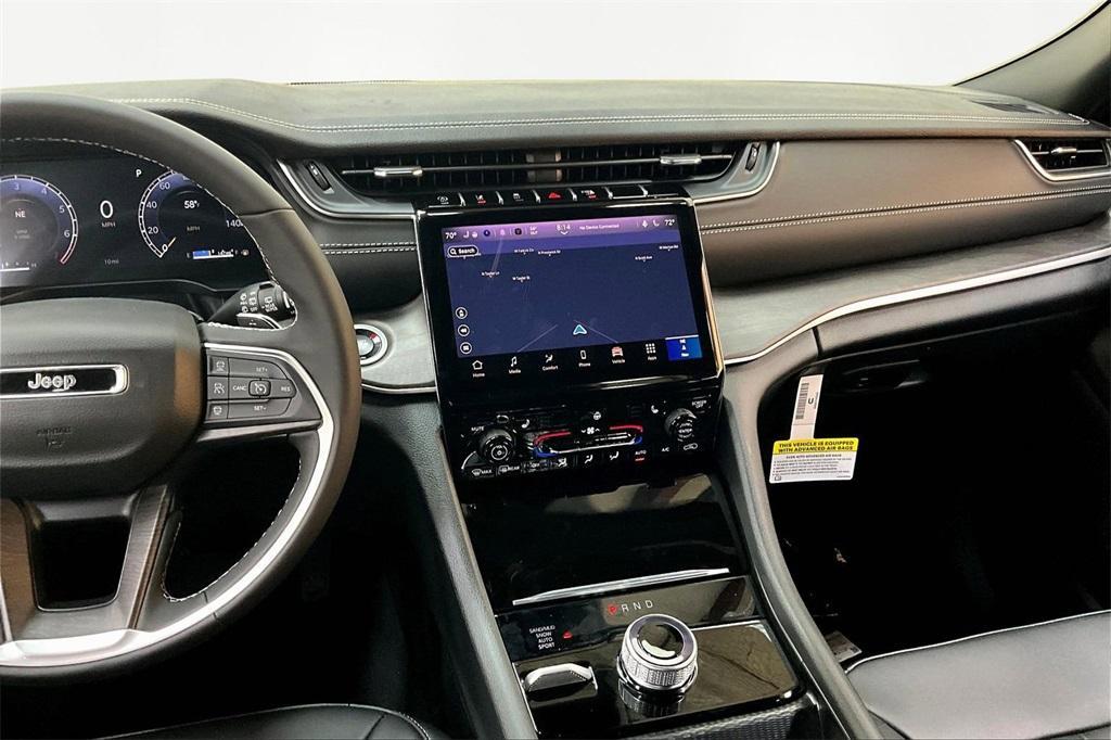 new 2025 Jeep Grand Cherokee car, priced at $42,625