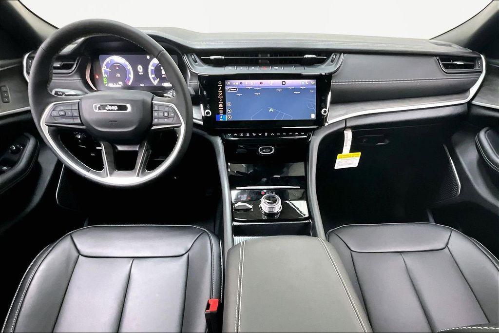 new 2026 Jeep Grand Cherokee car, priced at $50,470