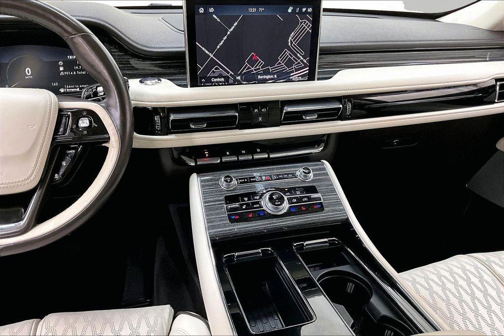 used 2023 Lincoln Aviator car, priced at $53,277