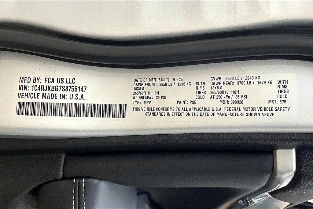 new 2025 Jeep Grand Cherokee L car, priced at $38,990