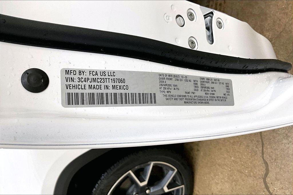 new 2026 Jeep Cherokee car, priced at $45,840