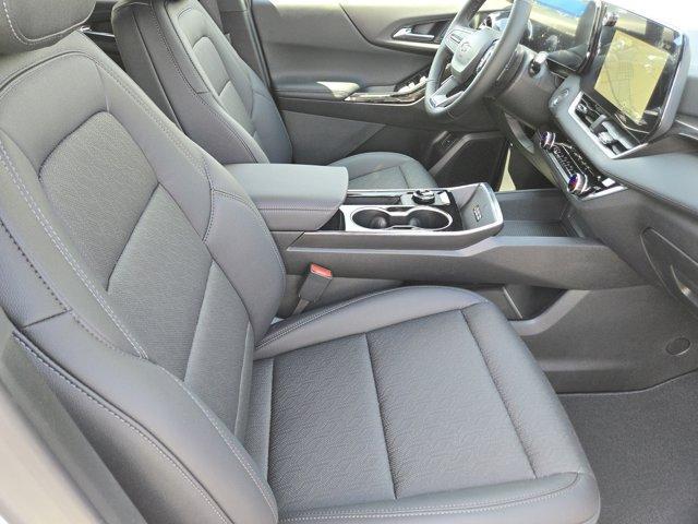 new 2026 Chevrolet Equinox car, priced at $32,580