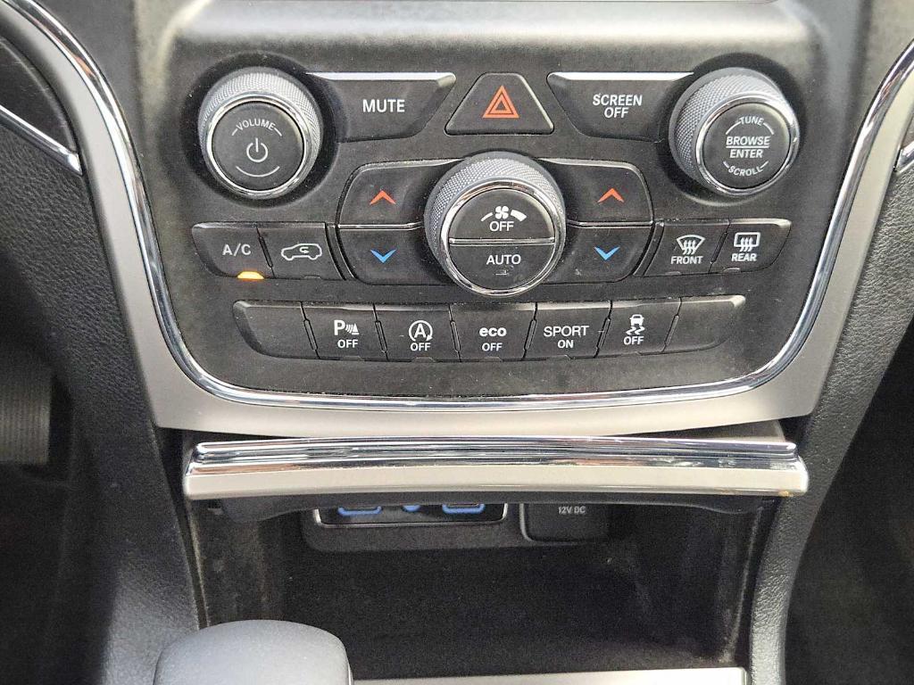 used 2018 Jeep Grand Cherokee car, priced at $15,977