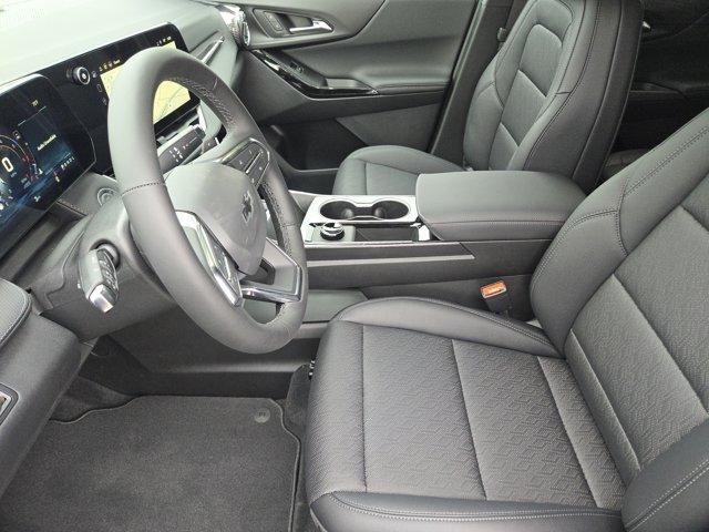 new 2026 Chevrolet Equinox car, priced at $32,580