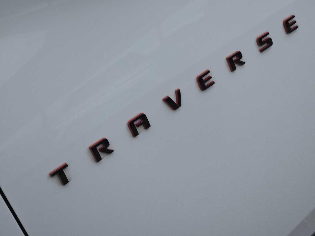 used 2023 Chevrolet Traverse car, priced at $39,677
