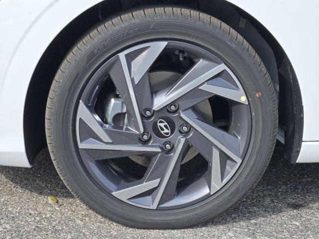 new 2026 Hyundai ELANTRA HEV car, priced at $30,648