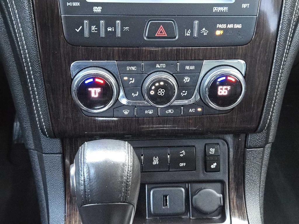 used 2015 Chevrolet Traverse car, priced at $6,977