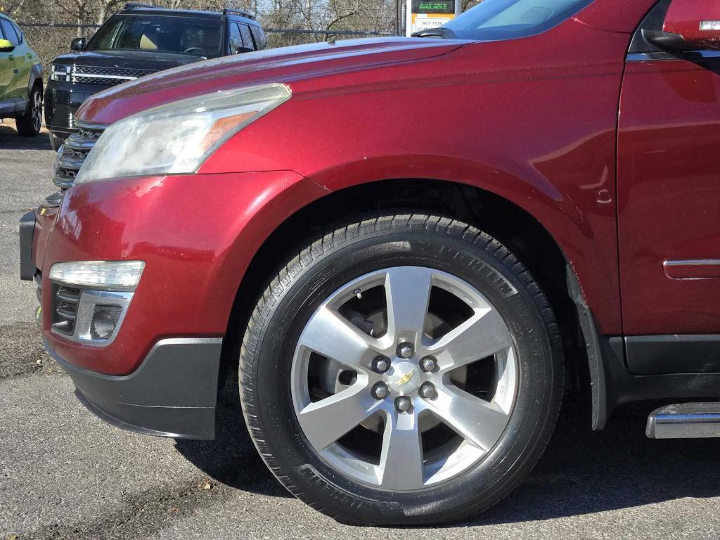 used 2015 Chevrolet Traverse car, priced at $6,977