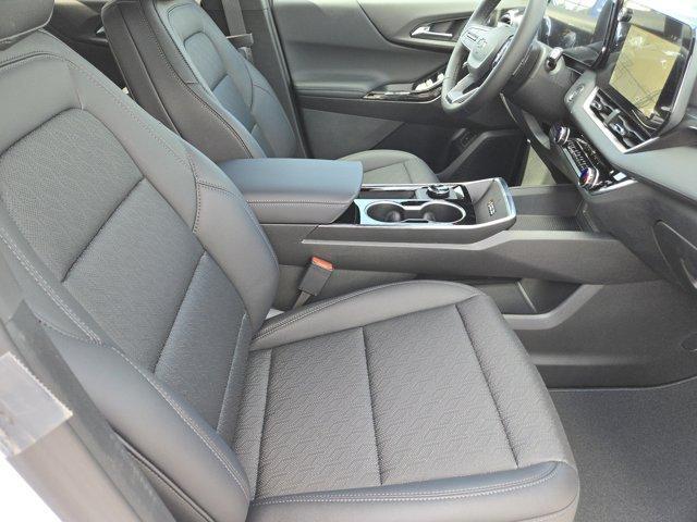 new 2026 Chevrolet Equinox car, priced at $31,085