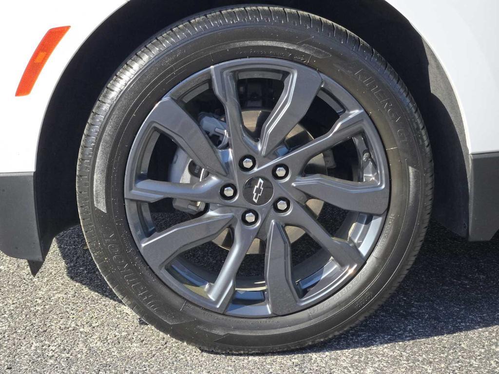 used 2022 Chevrolet Equinox car, priced at $26,277