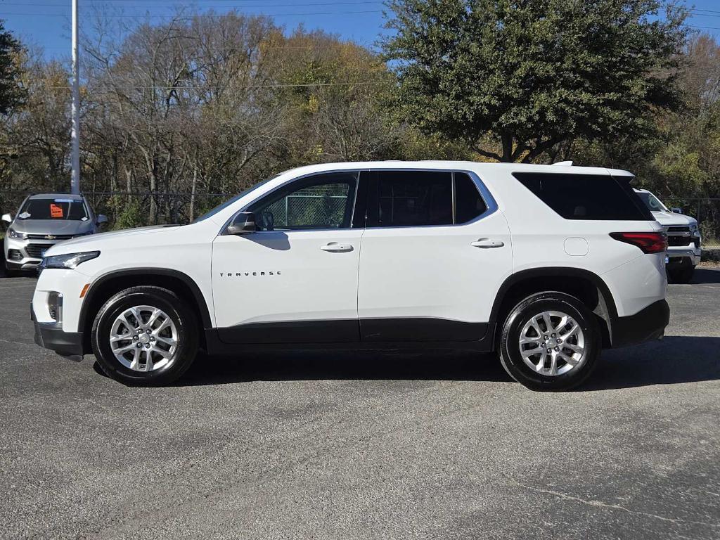 used 2022 Chevrolet Traverse car, priced at $18,977