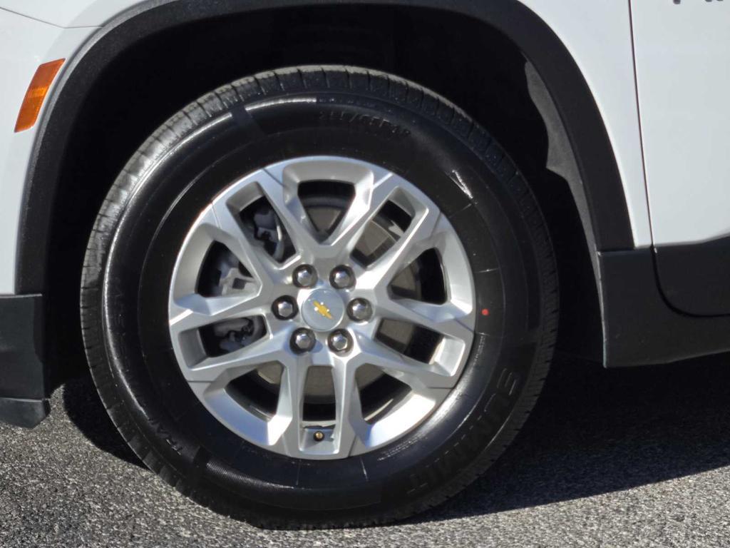 used 2022 Chevrolet Traverse car, priced at $18,977