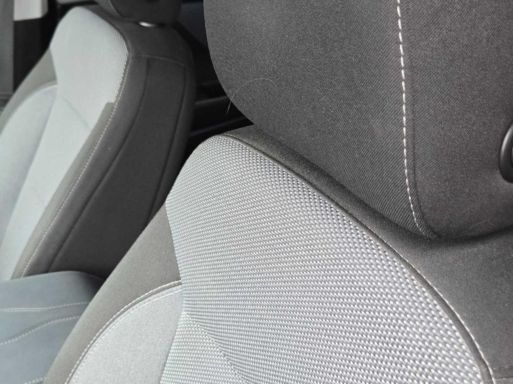 used 2021 Chevrolet Traverse car, priced at $20,977