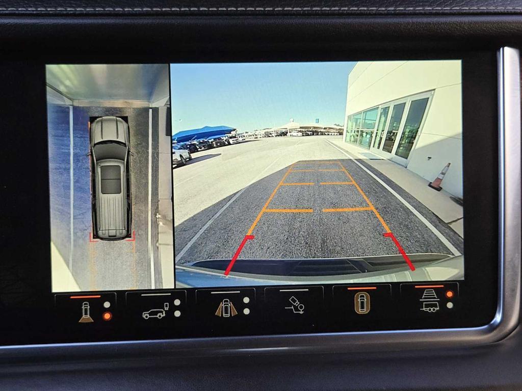 used 2023 GMC Yukon XL car, priced at $73,577