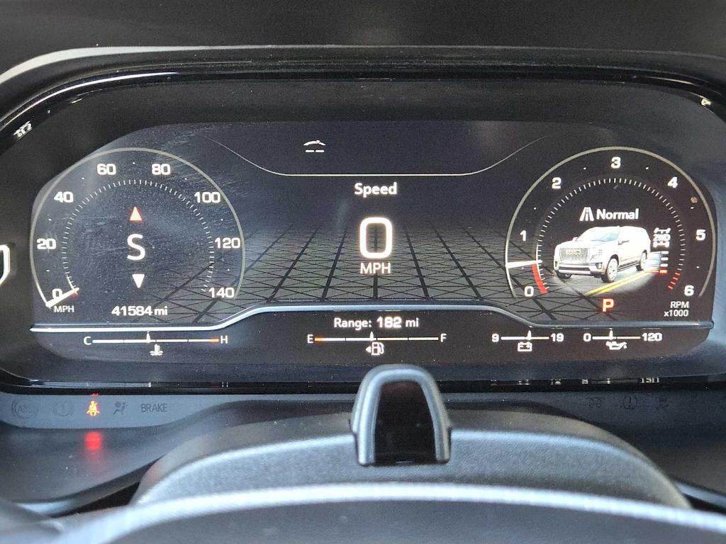 used 2023 GMC Yukon XL car, priced at $73,577