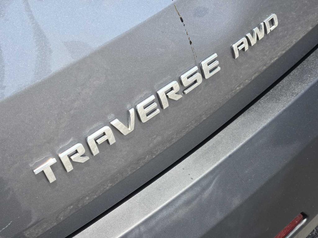 used 2018 Chevrolet Traverse car, priced at $11,277
