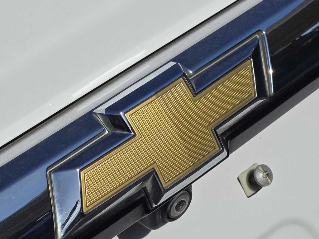 used 2022 Chevrolet Traverse car, priced at $17,577