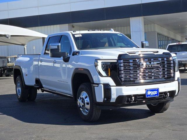 new 2026 GMC Sierra 3500 car, priced at $99,195