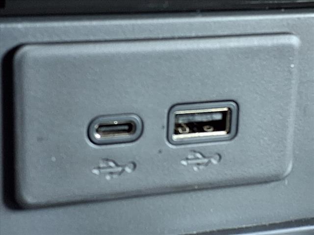 new 2025 Buick Envision car, priced at $33,740