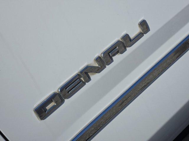 used 2016 GMC Yukon car, priced at $17,477