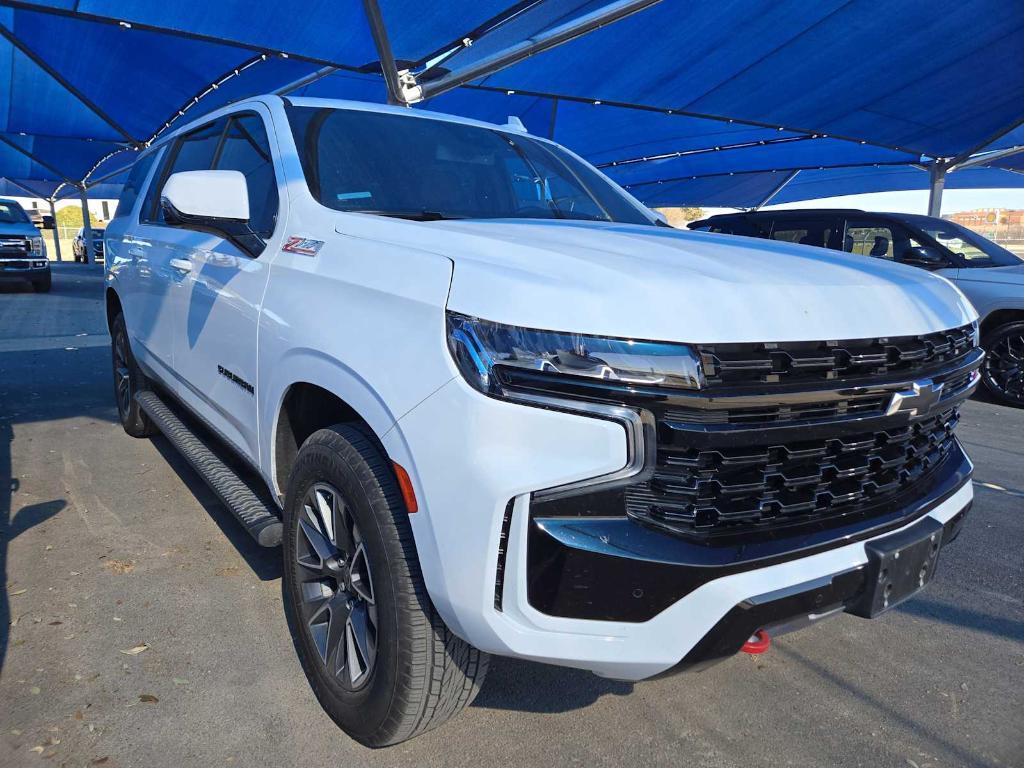 used 2024 Chevrolet Suburban car