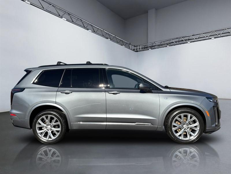 used 2020 Cadillac XT6 car, priced at $21,500