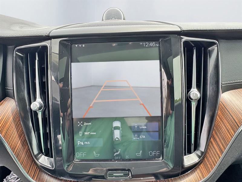used 2020 Volvo XC60 car, priced at $21,995