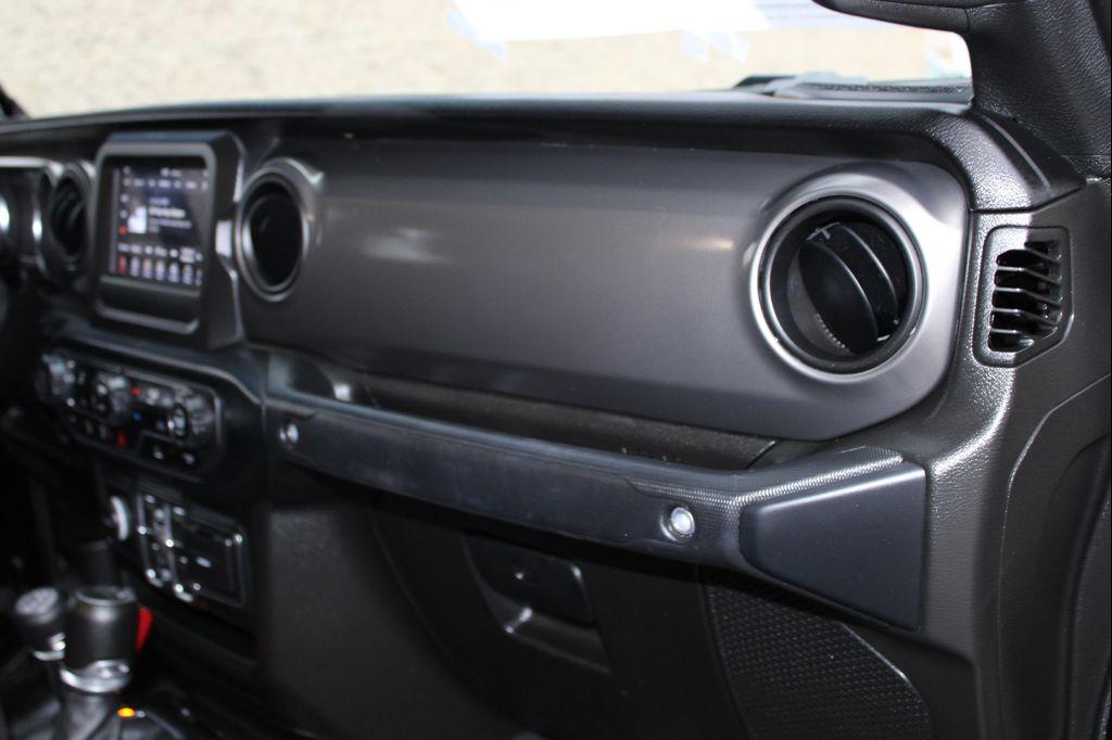 used 2023 Jeep Gladiator car, priced at $26,999