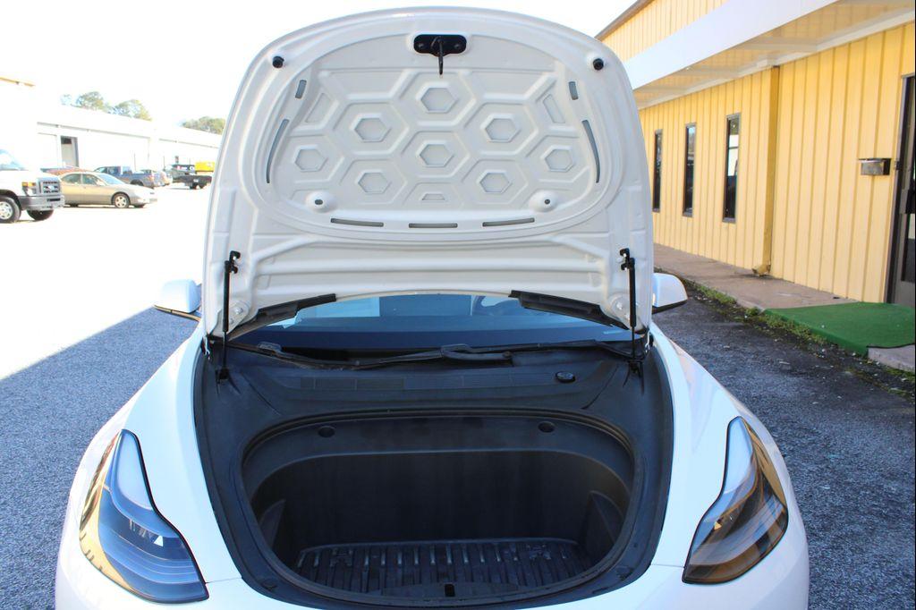 used 2021 Tesla Model 3 car, priced at $18,999