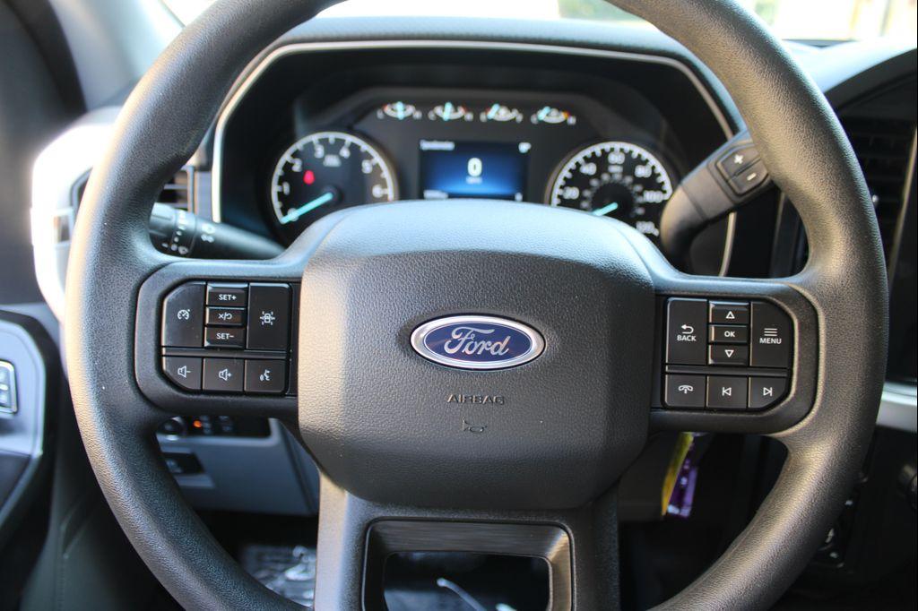 used 2022 Ford F-150 car, priced at $28,000