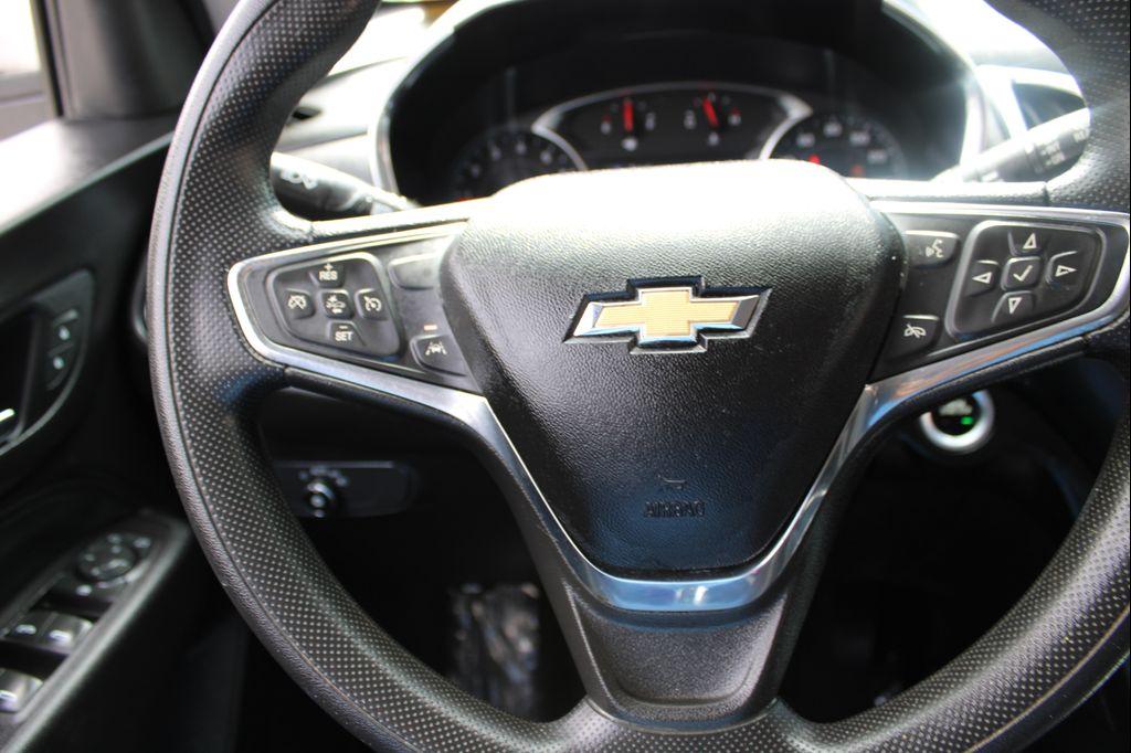 used 2020 Chevrolet Equinox car, priced at $9,999