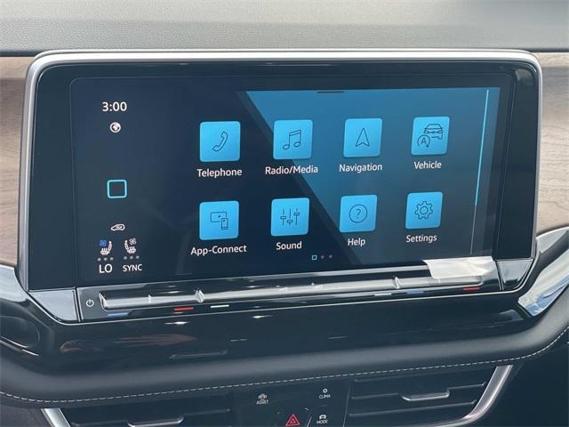 new 2026 Volkswagen Atlas car, priced at $40,561